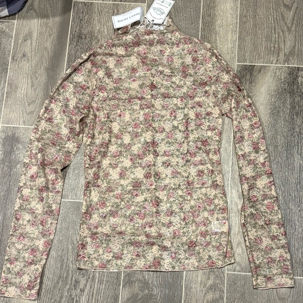 Floral Cream and Pink Lace Long Sleeve Tee